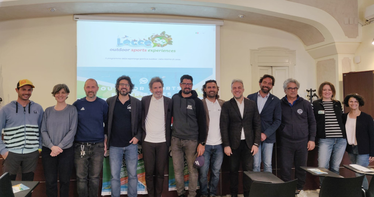 Foto conferenza stampa Lecce outdoor expericences