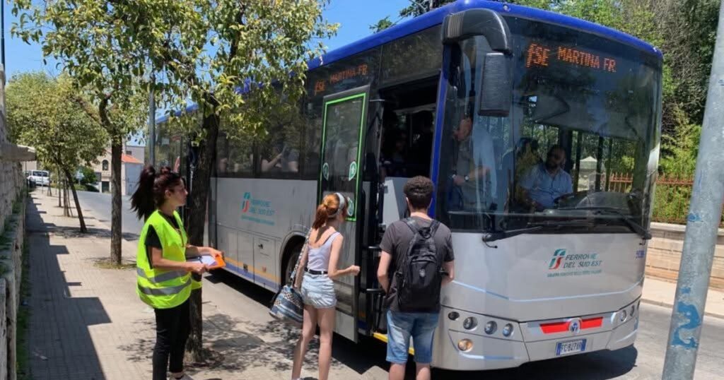 San Cesario, autista delle FSE e giovane studente vittime dei bulli