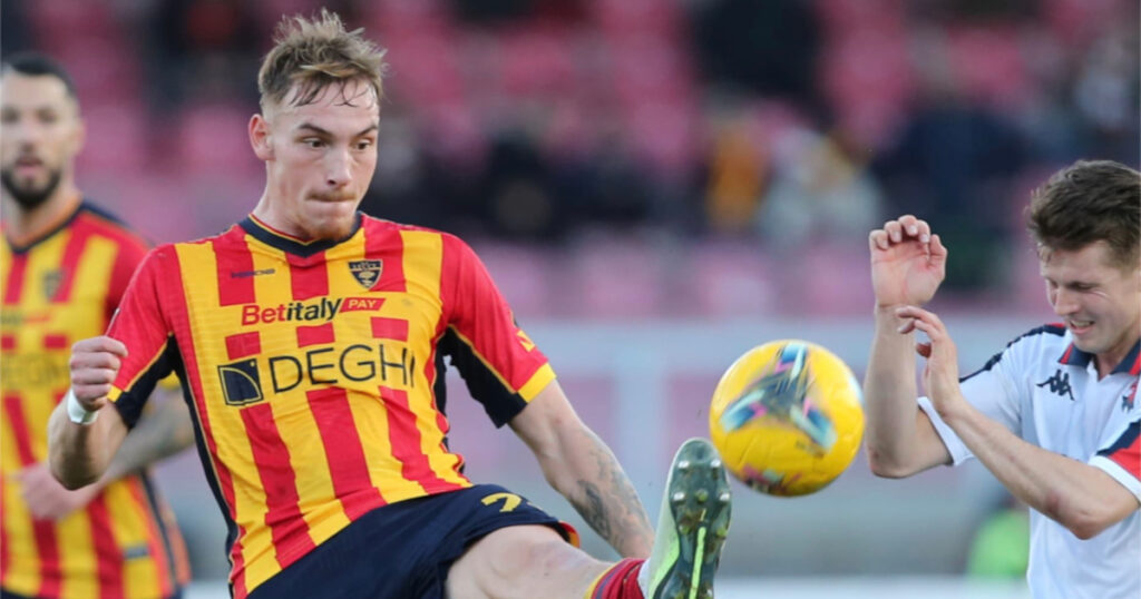 Lecce, uno 0-0 col Genoa che serve a poco