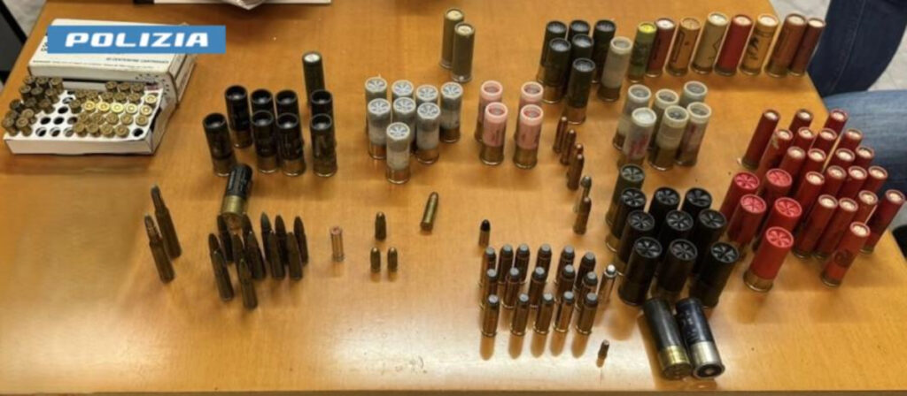 Alliste, sequestrati armi e munizioni ad un 29enne