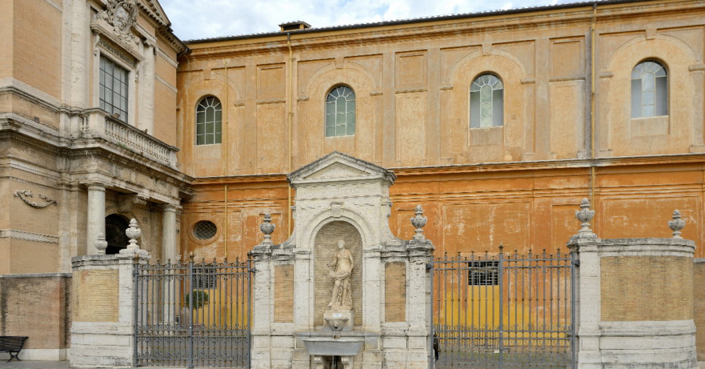Una mostra ai Musei Vaticani: protagonista anche il poggiardese José Corvaglia